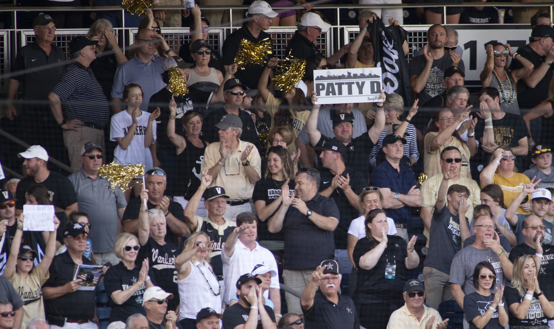 College World Series Championship, 6.26